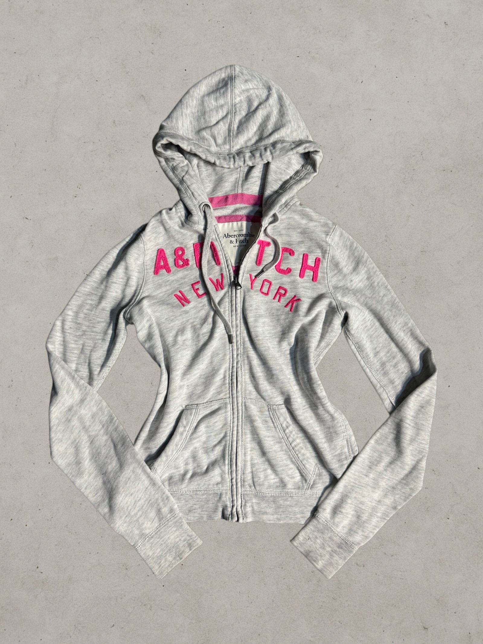 abercrombie & fitch grey hoodie (xs) abercrombie & fitch grey hoodie (xs)